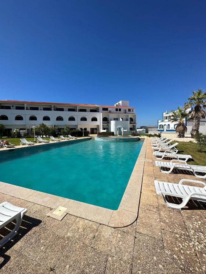 The Seaside House - Pool - A/c Sagres